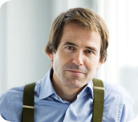 Compricer har fått en ny expert: Sparekonom Claes Hemberg!